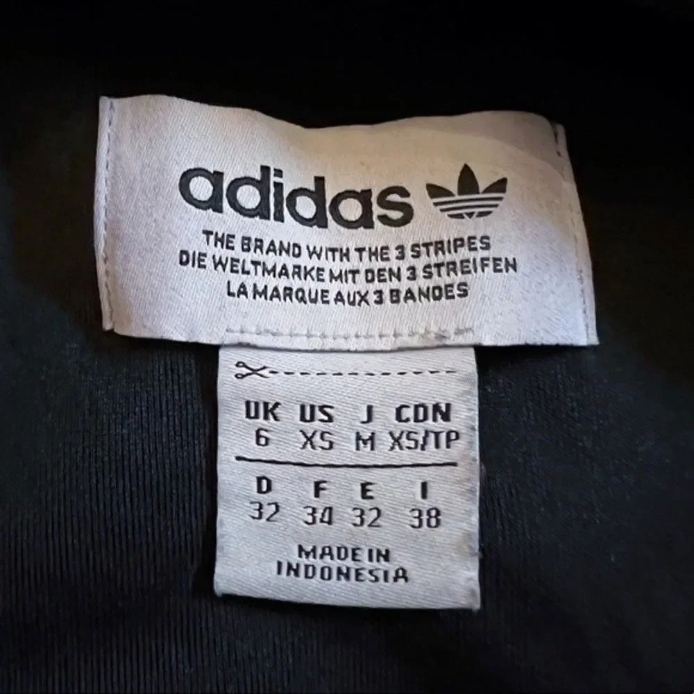 Adidas Women’s Paisley Lace Overlay Trefoil Logo Graphic Sweatshirt Size XS EUC - Picture 8 of 9